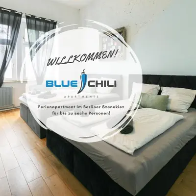 Ein Bett oder Betten in einem Zimmer der Unterkunft Blue Chili 30 - Industrial Chic im coolen Wedding - bis 7 Personen