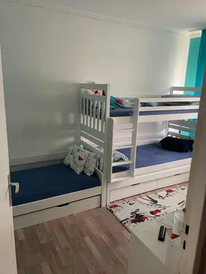 Ein Bett oder Betten in einem Zimmer der Unterkunft Dikmen Altorigo family home Berlin