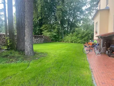 Ein Garten an der Unterkunft Pension zm Zenshaus FW Balance