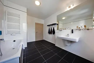 Ein Badezimmer in der Unterkunft Appartement für 5 Personen in Strausberg