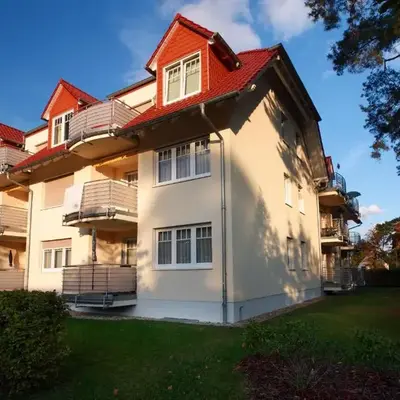 Ferienwohnung Ursula in der Villa zum Kronprinzen direkt gegenüber der Saarow Therme