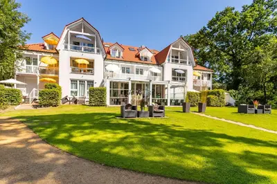 Ein Garten an der Unterkunft Ferienwohnung Renate in der Villa Seeblick