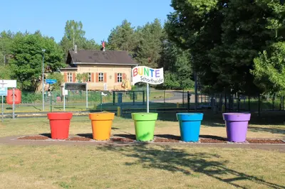 Ein Garten an der Unterkunft Ferienappartement am See II im Biospharenreservat Schorfheide