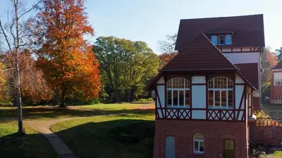 Ein Garten an der Unterkunft Parkresidenz Lychen, Ferienwohnung 10
