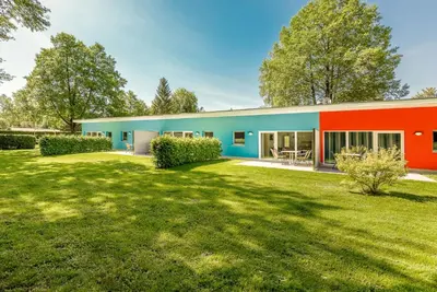 Ein Garten an der Unterkunft Bungis - 28 Ferienhäuser Am Grimnitzsee G2