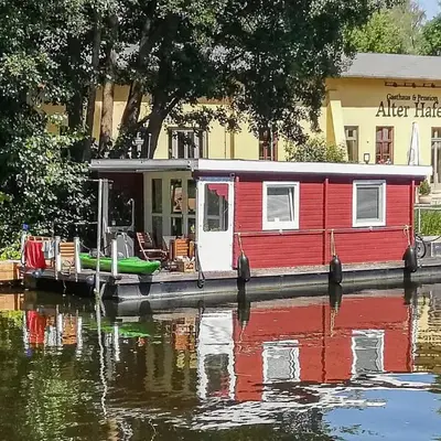 Stunning Ship In Havelsee Ot Kützkow
