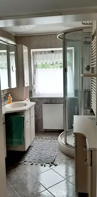 Ein Badezimmer in der Unterkunft 2 Zimmer für Urlauber, Monteure und Geschäftsreisende